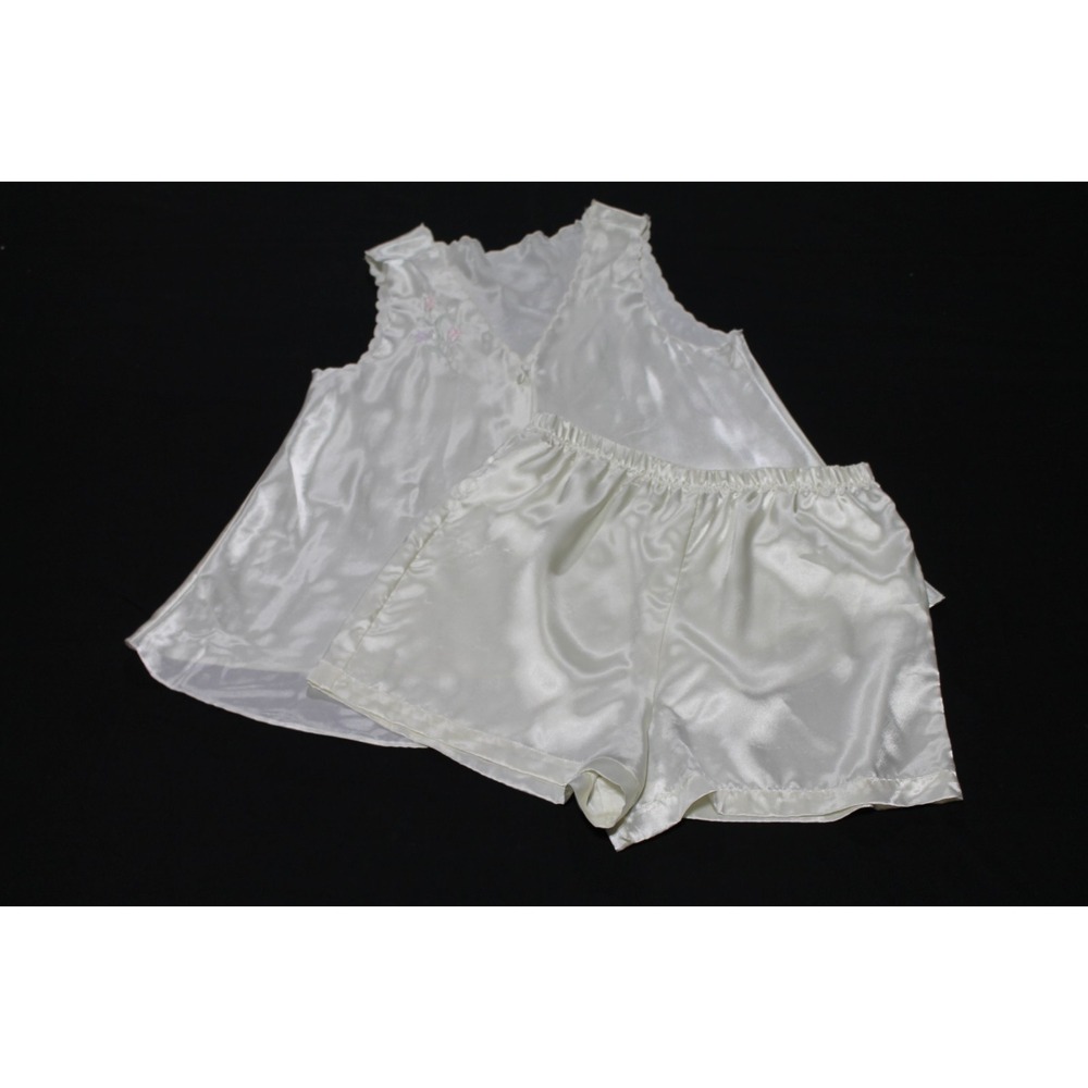 Vintage White Satin Pajama Set Embroidered Floral Sleeveless Top Shorts Womens L